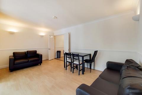 2 bedroom apartment to rent, Rope Street, Surrey Quays SE16