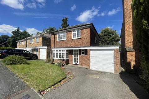 14 Newark Road, Windlesham, GU20 6NE