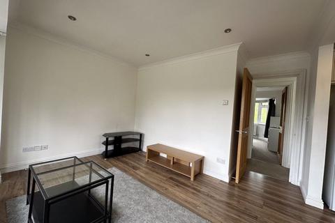 2 bedroom property to rent, Lawrence Street, London