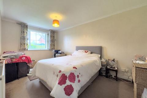 62 Lyneham Gardens, Minworth, Sutton Coldfield, B76 1XH