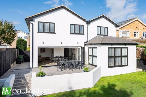 3 Baas Hill Close, Broxbourne, EN10 7EU