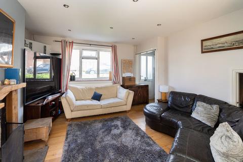 50 Oak Ridge, Dorking, RH4 2NS