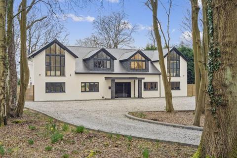 4 bedroom detached house for sale, Oldhill Wood, Studham
