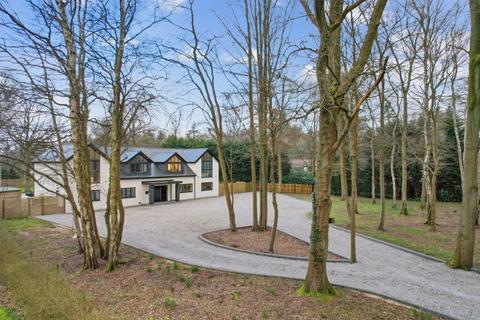 4 bedroom detached house for sale, Oldhill Wood, Studham
