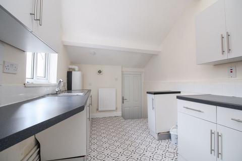 2 bedroom flat to rent, Clephan Street, Dunston