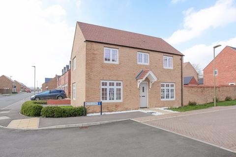 3 bedroom detached house for sale, Betts Close, Banbury