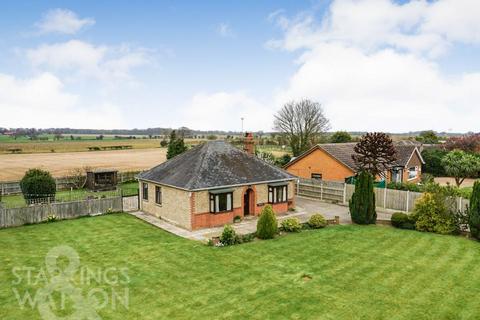 3 bedroom detached bungalow for sale, Main Road, Filby