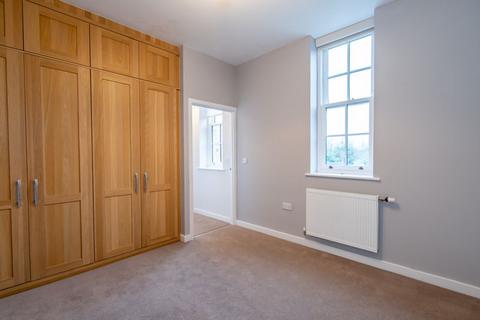 2 bedroom flat for sale, Longley Road, Chichester