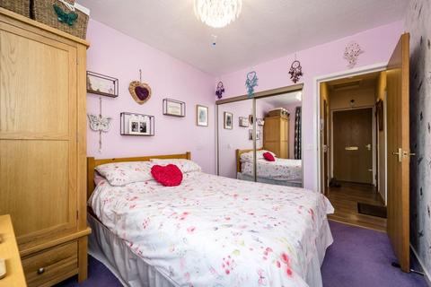 1 bedroom retirement property for sale, Oulton Court, Warrington WA4