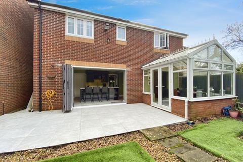 4 bedroom detached house for sale, Large & Stunning Family Home. Blacktown Gardens, Marshfield.