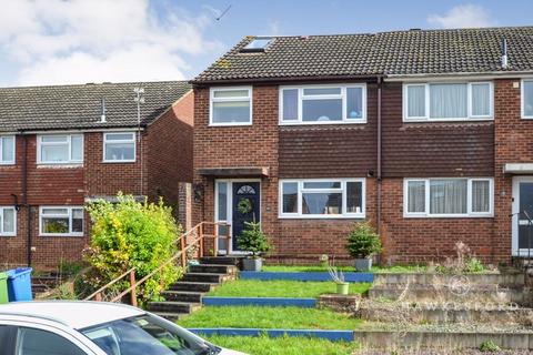 4 bedroom end of terrace house for sale, Watsons Hill, Sittingbourne ME10