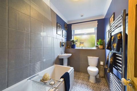 205 Doseley Road, Dawley, Telford, TF4 3AZ