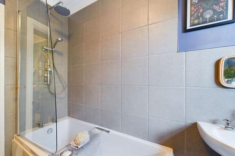205 Doseley Road, Dawley, Telford, TF4 3AZ