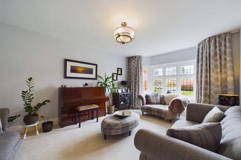 34 Wadlow Drive, Shifnal, TF11 9QF
