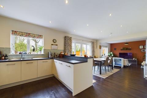 34 Wadlow Drive, Shifnal, TF11 9QF