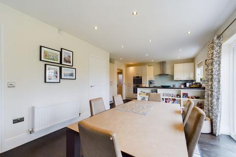 34 Wadlow Drive, Shifnal, TF11 9QF