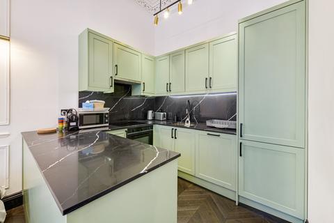 1 bedroom flat for sale, Penywern Road, London