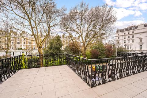 3 bedroom flat to rent, Onslow Gardens, South Kensington, London