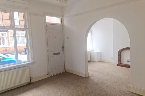 2 bedroom terraced house to rent, Poplar Avenue, Kings Heath, Birmingham, B14 7AE