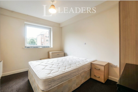 2 bedroom apartment to rent, Wilbraham Road, M14