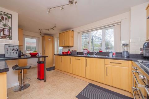 4 bedroom detached house for sale, Doctors Meadow, Ruyton Xi Towns,  Shrewsbury
