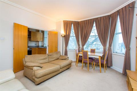 1 bedroom flat to rent, Finchley Road, London, NW3