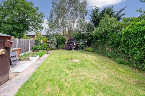 10 Somers Square, Welham Green, Hatfield, AL9 7PS