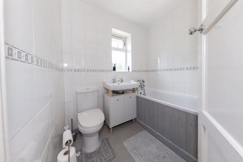 10 Somers Square, Welham Green, Hatfield, AL9 7PS
