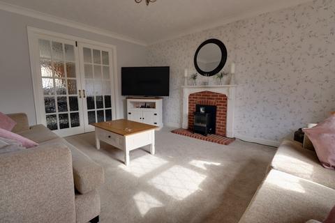 1 Grocott Close, Penkridge, Stafford, ST19 5SN