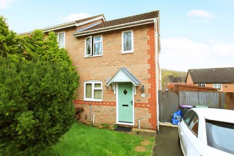 2 bedroom semi-detached house for sale, Magpie Way, Aqueduct