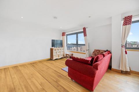 2 bedroom apartment for sale, High Street, City Centre