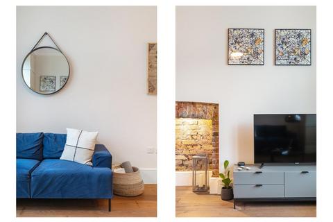 Flat 2, 89 Gordon Road, London, W5 2AL