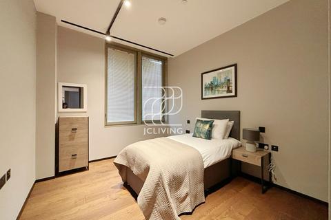 3 bedroom flat to rent, EC2A 3NL