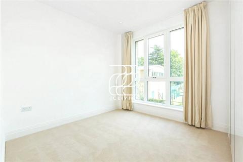 2 bedroom flat to rent, Teddington, TW11