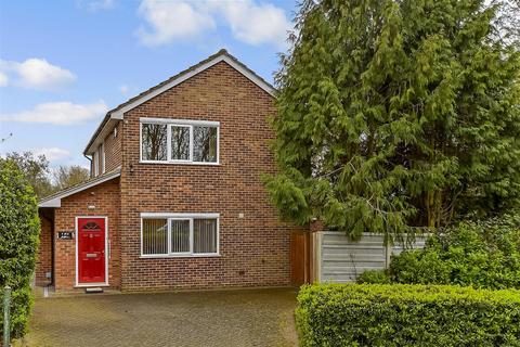 3 bedroom detached house for sale, Danson Park, Bexleyheath, Kent