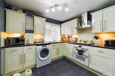 3 bedroom terraced house for sale, Price Close, Trevethin,
