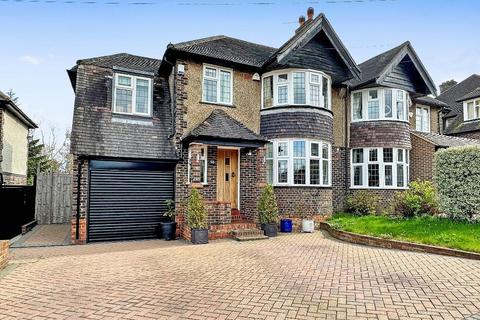 98 Norfolk Avenue, South Croydon, CR2 8BS