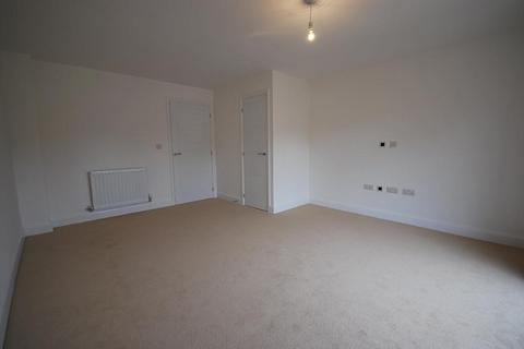 2 bedroom semi-detached house to rent, Partington Street, Failsworth, Manchester, M35 9EU