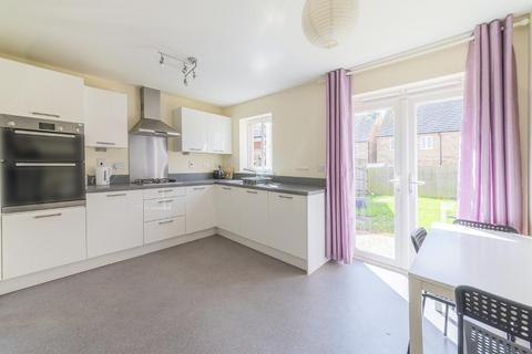 4 bedroom detached house for sale, Bedford MK41