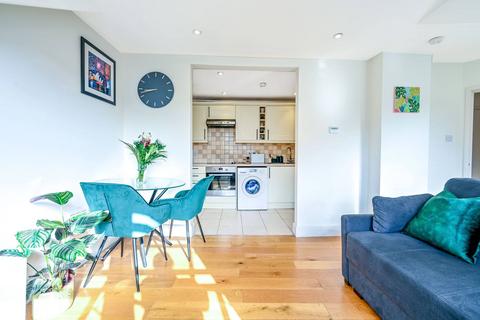 1 bedroom flat to rent, Brunswick Road, Kingston, Kingston upon Thames, KT2