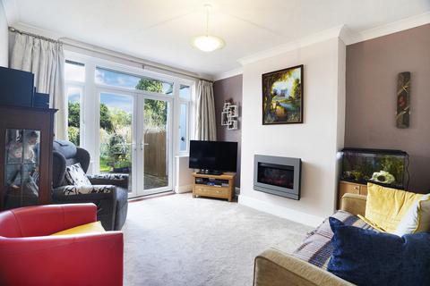 97 Catesby Road, Rugby, CV22 5JL