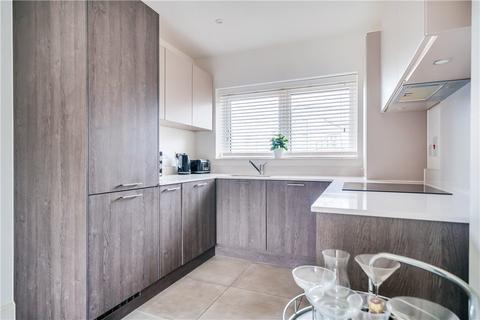 22 Bloomfields, Rainham, Gillingham, ME8 7DD