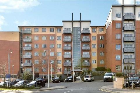 2 bedroom flat for sale, Flat , Priory Heights, Buckingham Avenue, Slough