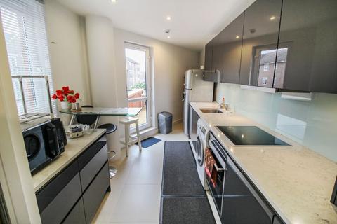 1 bedroom apartment to rent, New Atlas Wharf, E14