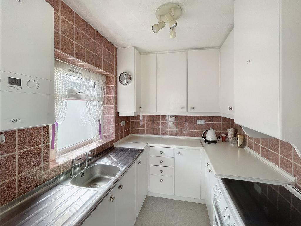 Pinewood Drive, Orpington BR6 3 bed bungalow for sale £600,000