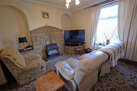 3 bedroom terraced house for sale, East View Terrace, Barnoldswick, BB18