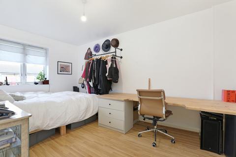 3 bedroom house to rent, Peckham SE15