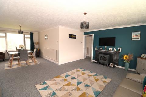 2 bedroom apartment for sale, Normandale House, Normandale, Bexhill-on-Sea, TN39