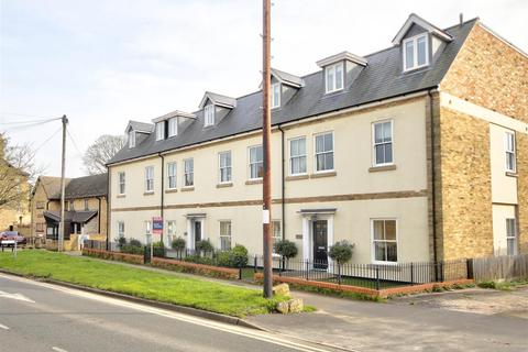 3 bedroom apartment for sale, St. Marys Street, Ely CB7