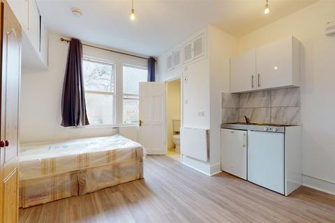 1 bedroom flat to rent, Lydford Road, Willesden Green NW2